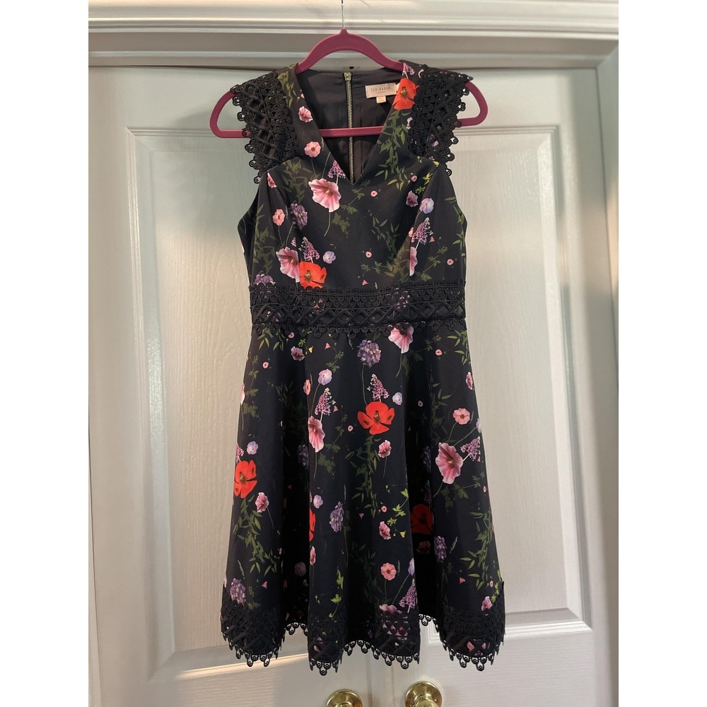 Ted Baker Dress Womens 2 Black Floral Crochet Lace Fit & Flare Mini Party